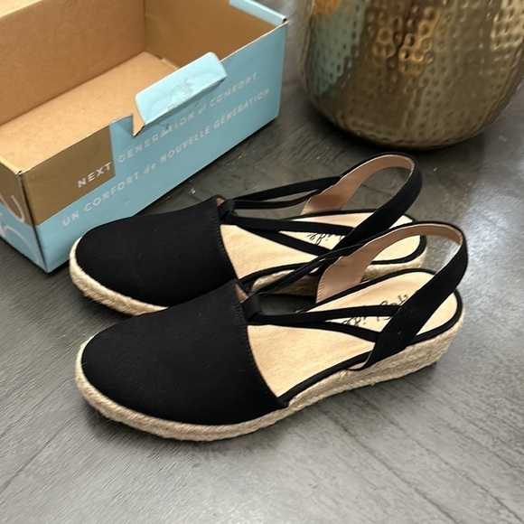 LIFESTRIDE Katrina 2 Wedge Espadrilles - Picture 6 of 9